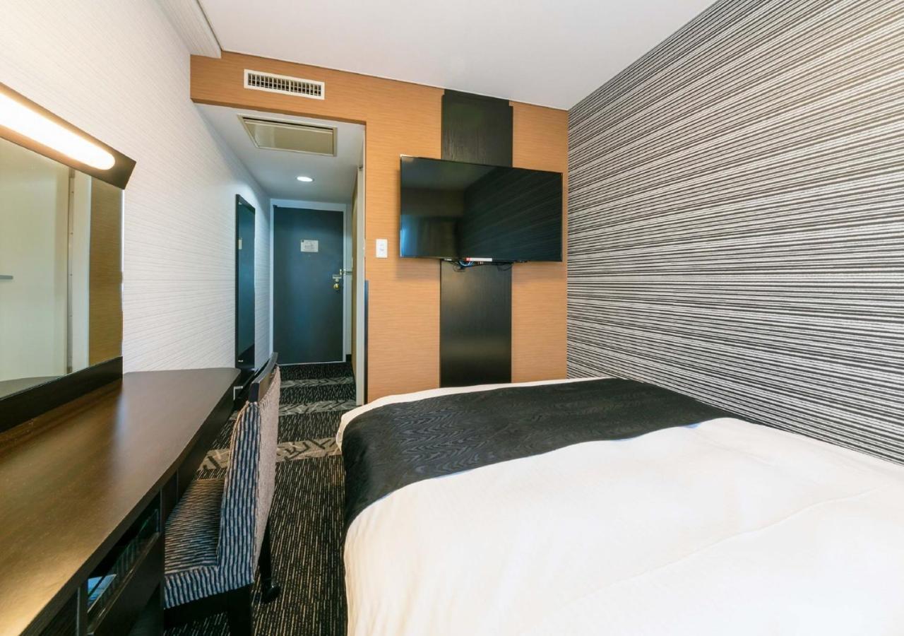 Apa Hotel Nagasaki Ekiminami Екстер'єр фото