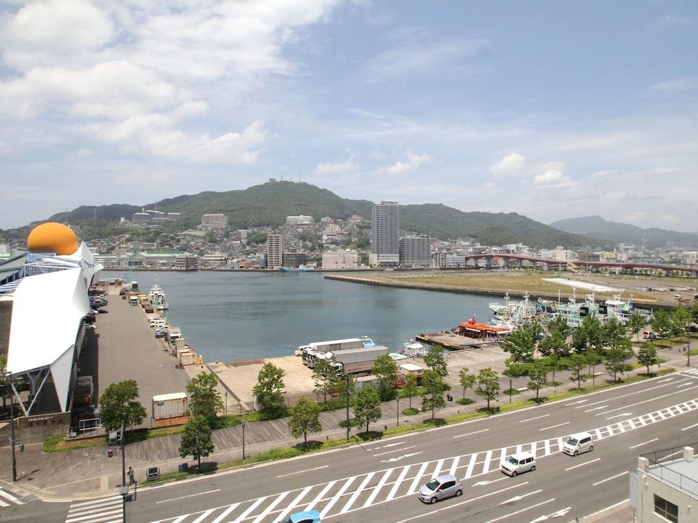 Apa Hotel Nagasaki Ekiminami Екстер'єр фото
